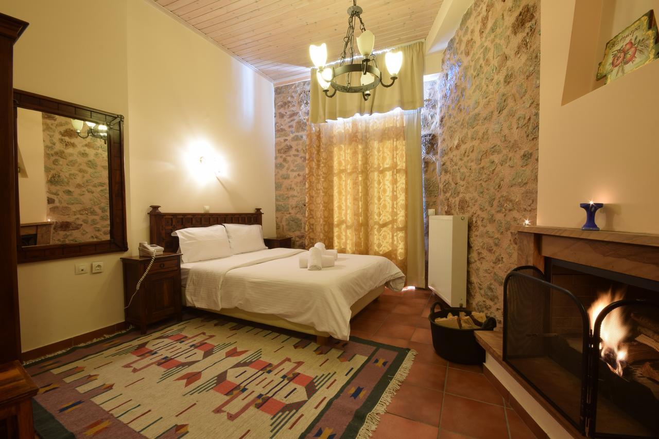 Hotel Parnassos Arachova Exterior photo